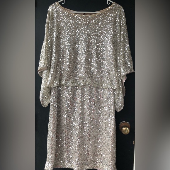 JESSICA HOWARD Dresses & Skirts - JESSICA HOWARD DRESS Size 16 Regular.waist 16” 18”Pit 2 Pit 38”L.Silver Sequin.